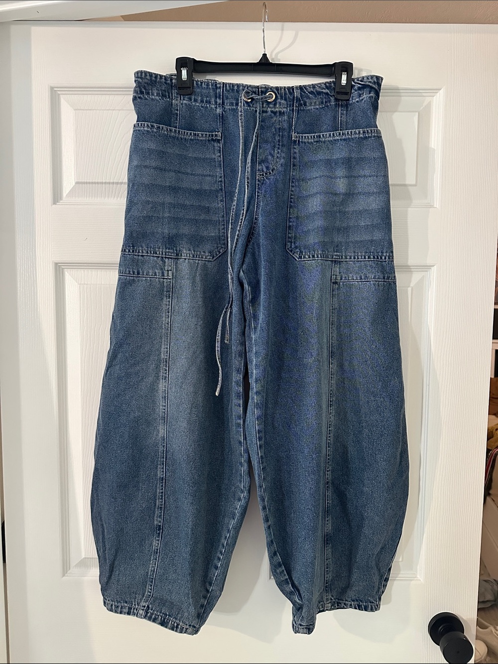 Bluivy Women's Cropped Wide-Leg Blue Denim Jeans with Drawstring